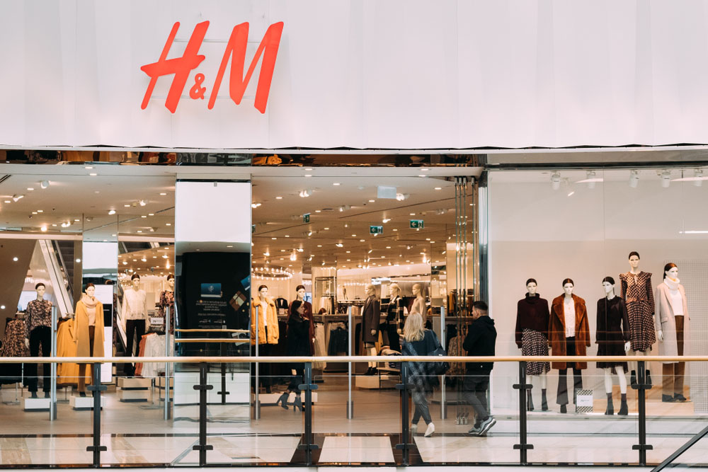 h&m clothing store